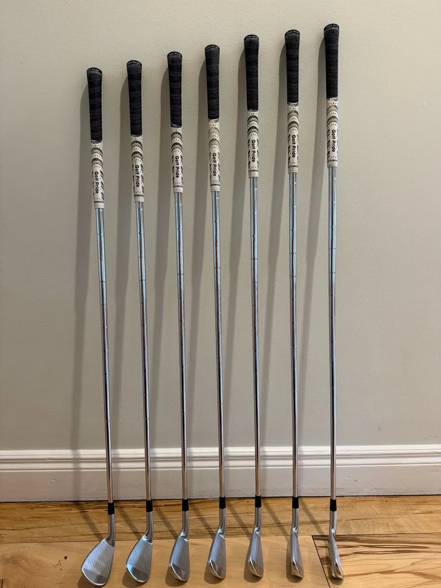 Mizuno Pro 225 Irons – 4–PW – Excellent Condition - Image 2