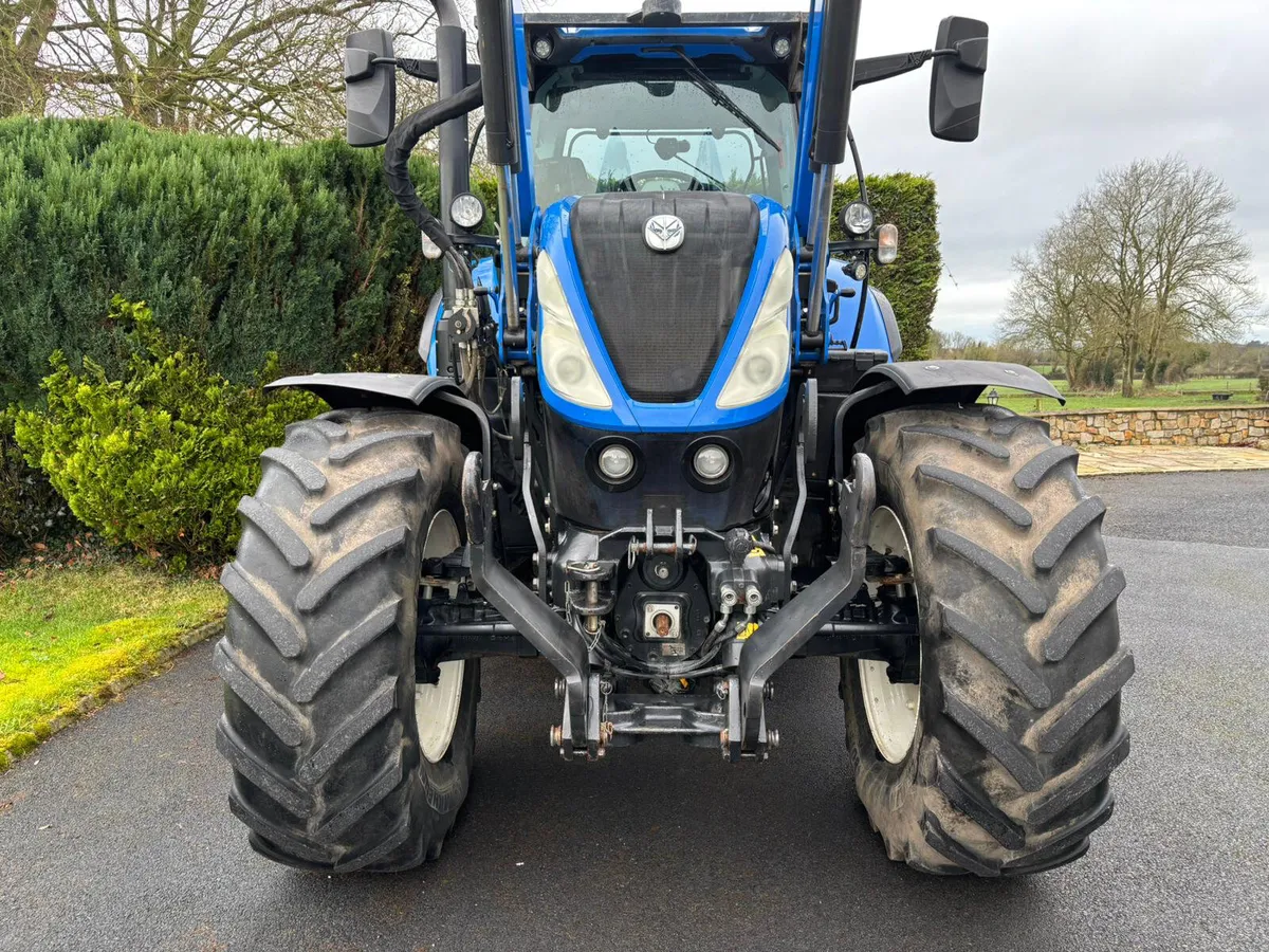 New Holland T7 210 Autocommand - Image 3