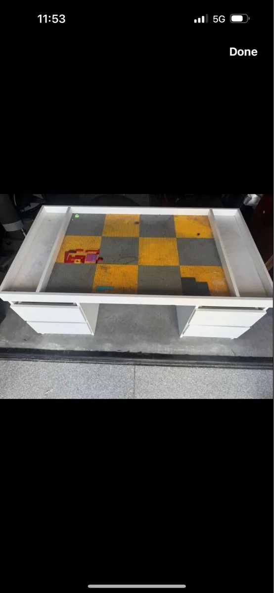 Large Lego table - Image 1