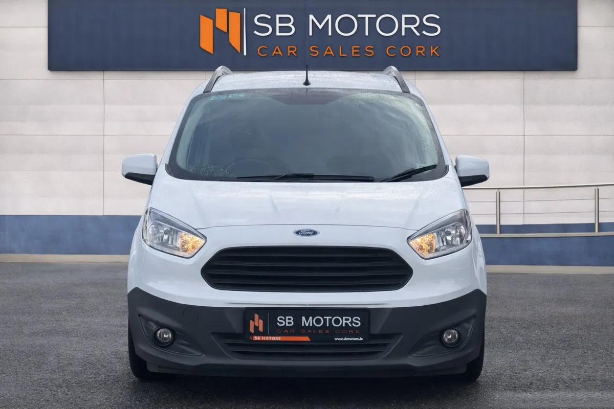 2018 FORD TRANSIT COURIER 74K NEW CVRT & TAXD - Image 2