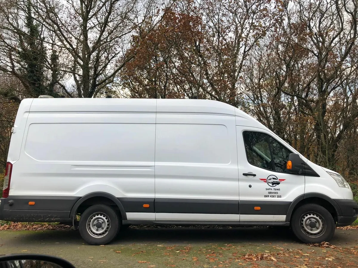 Man with a van - Image 1