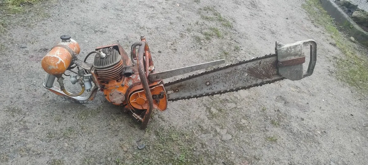 Vintage chainsaw danarm - Image 3