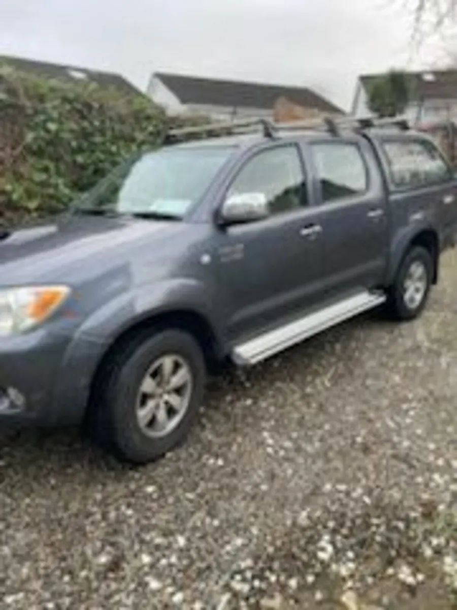 Toyota Hilux 2007 - Image 4