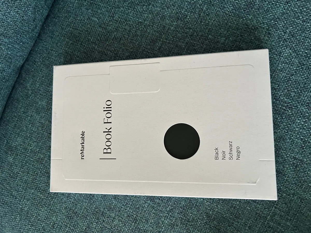 reMarkable Paper Pro Move and Book Folio - Image 2