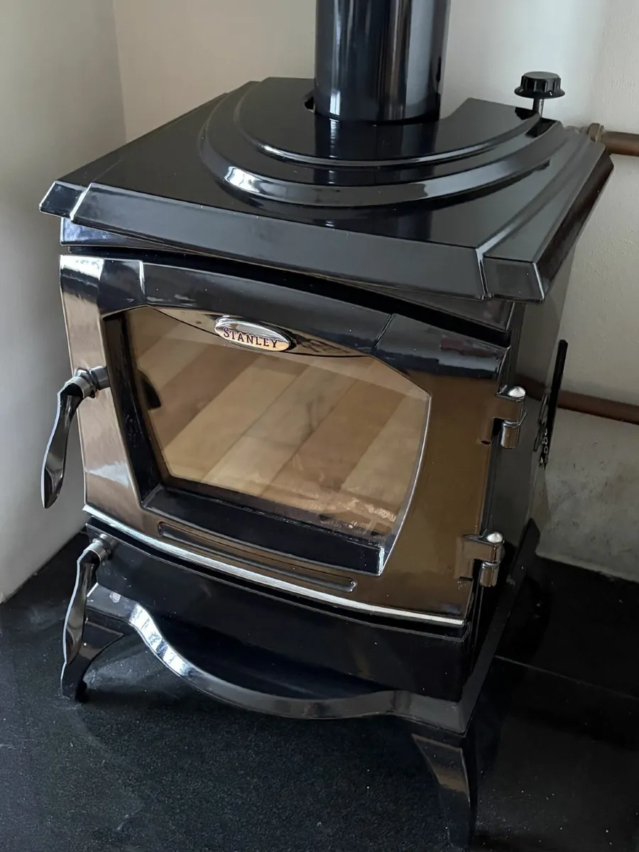 Stanley Lismore 10.6kW Eco Solid Fuel with Boiler - Image 1