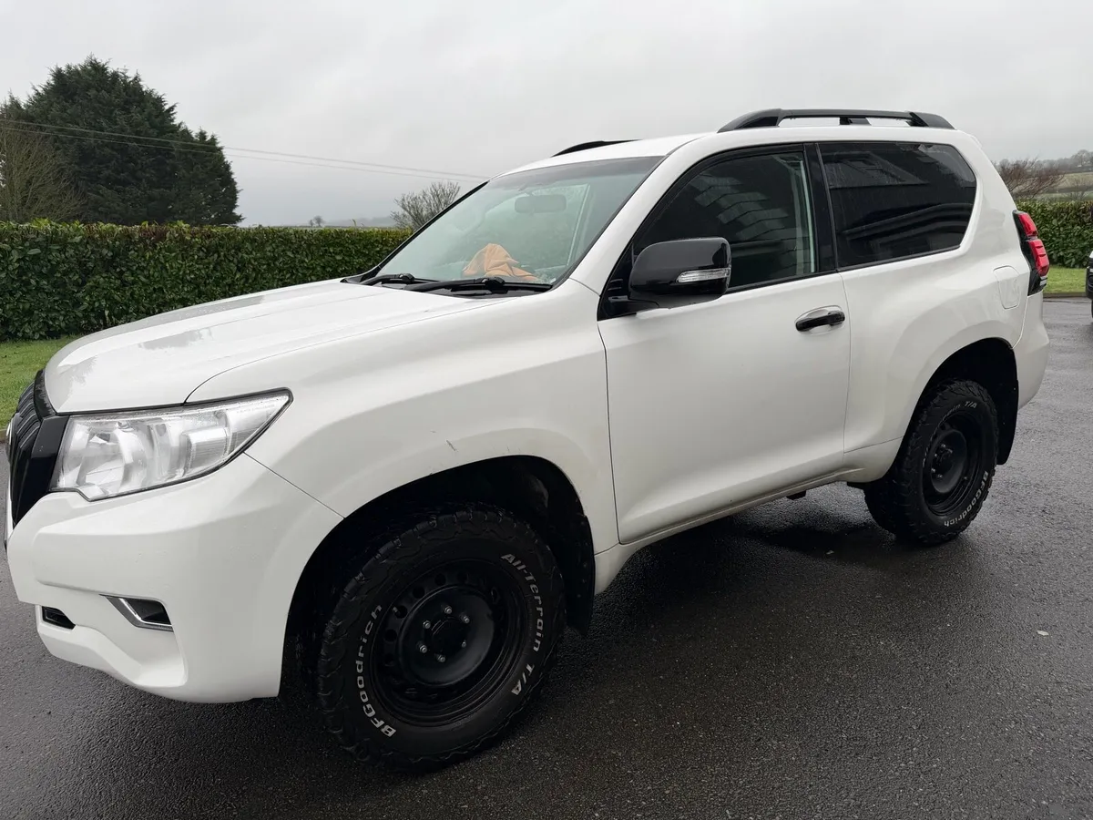 Toyota Land Cruiser - Image 2