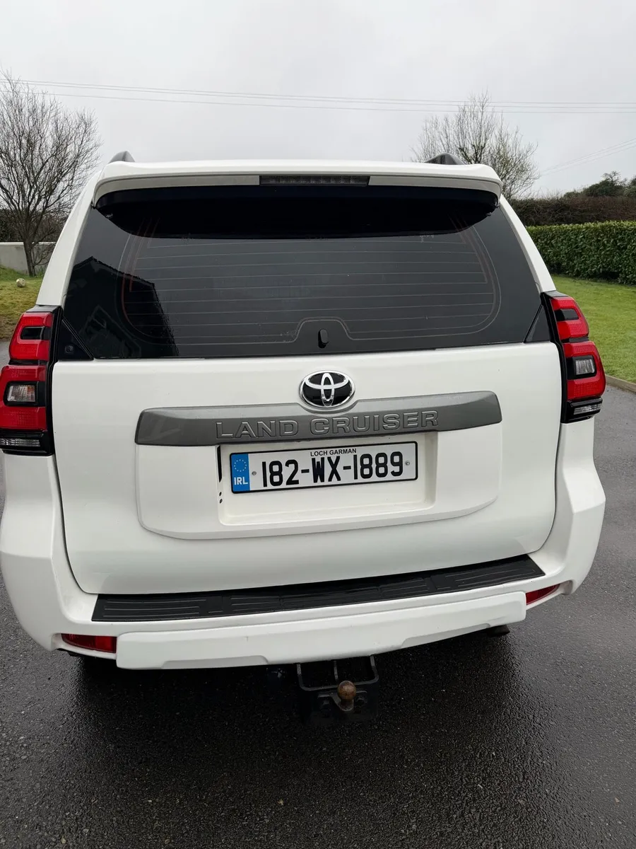 Toyota Land Cruiser - Image 4