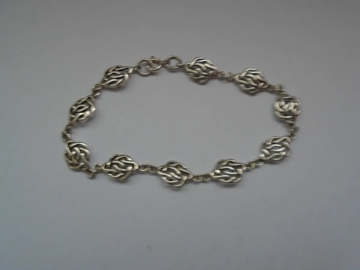 Silver bracelet, Jewellery, Bracelet - Image 2