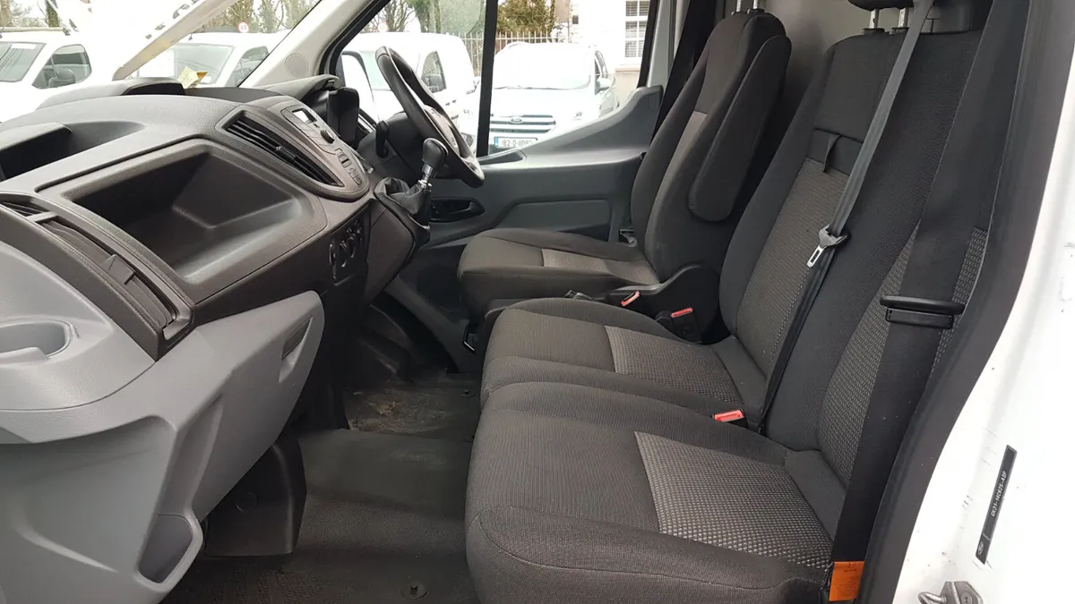 Ford Transit FRIDGE LWB 140KM VAT INVOICE - Image 4