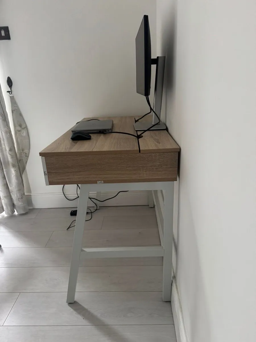Office Desk - Image 2