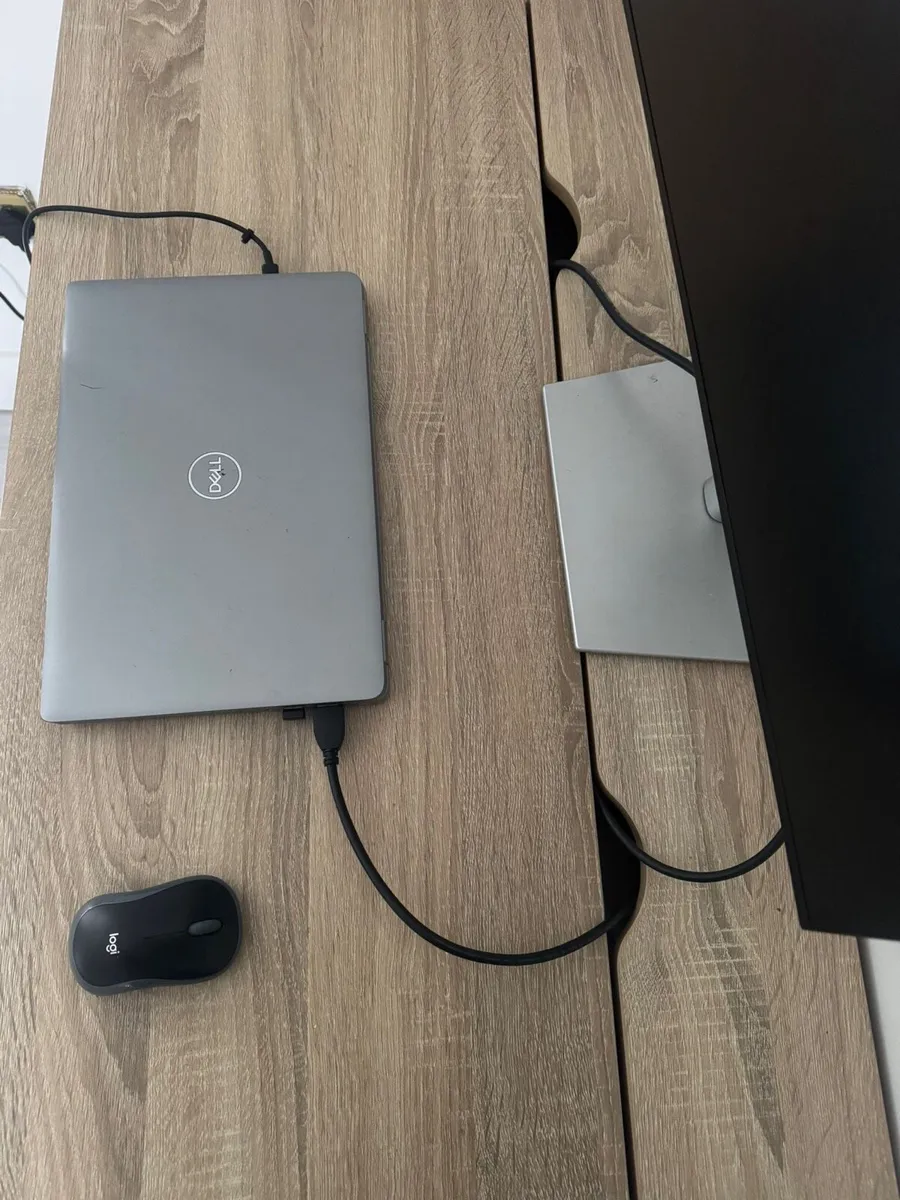 Office Desk - Image 3