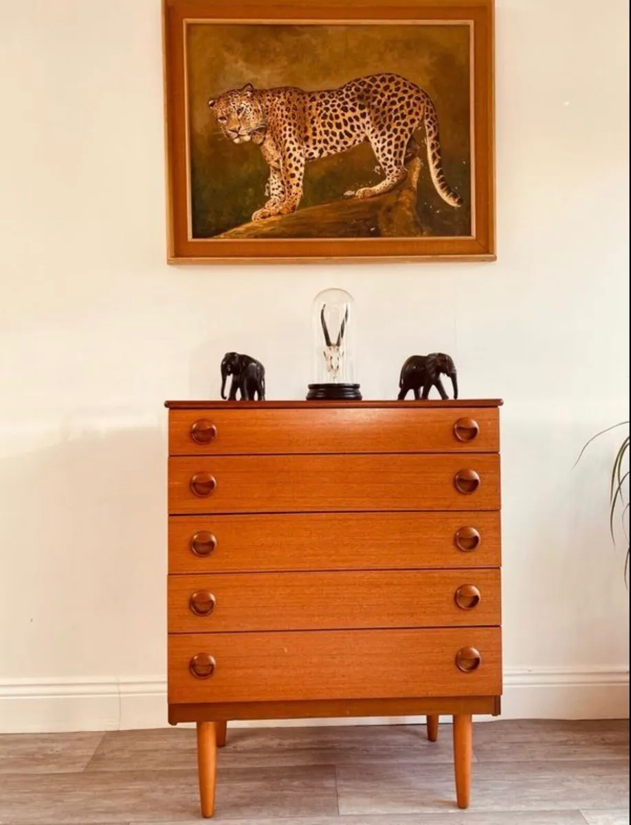Mid Century Chest of Drawers - Image 1