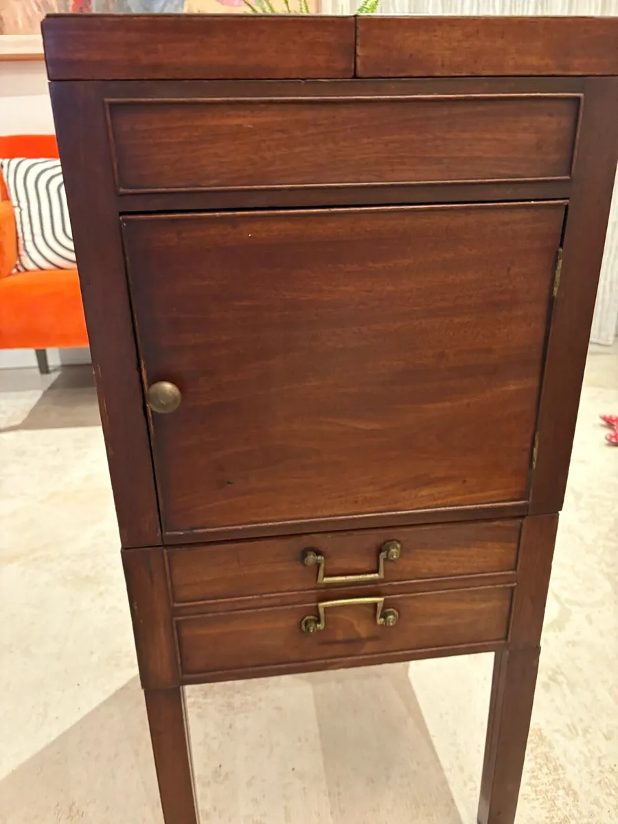Cellarette / mahogany washstand - Image 2