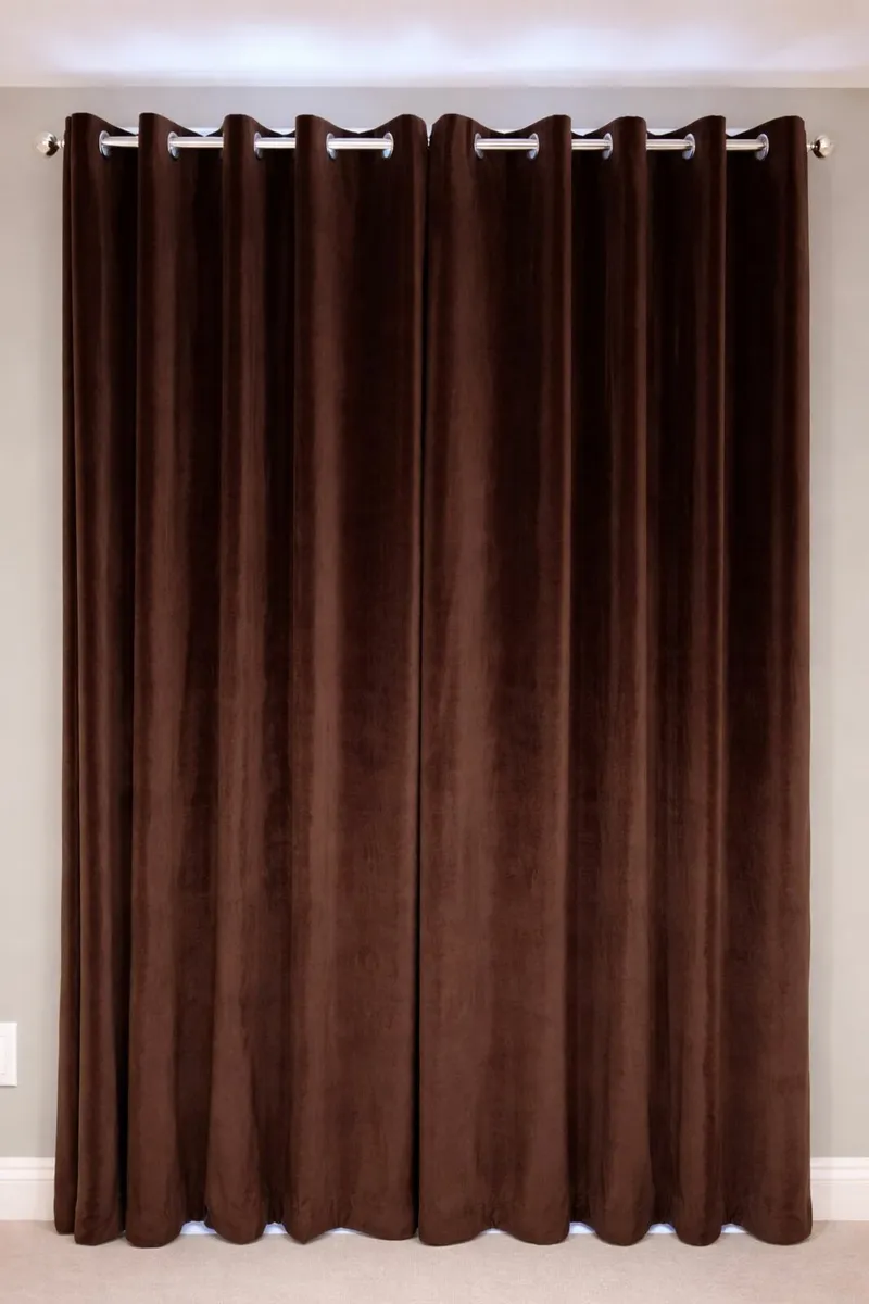 Shaws Heavy Velvet Curtains – 90 x 90 Inches - Image 2