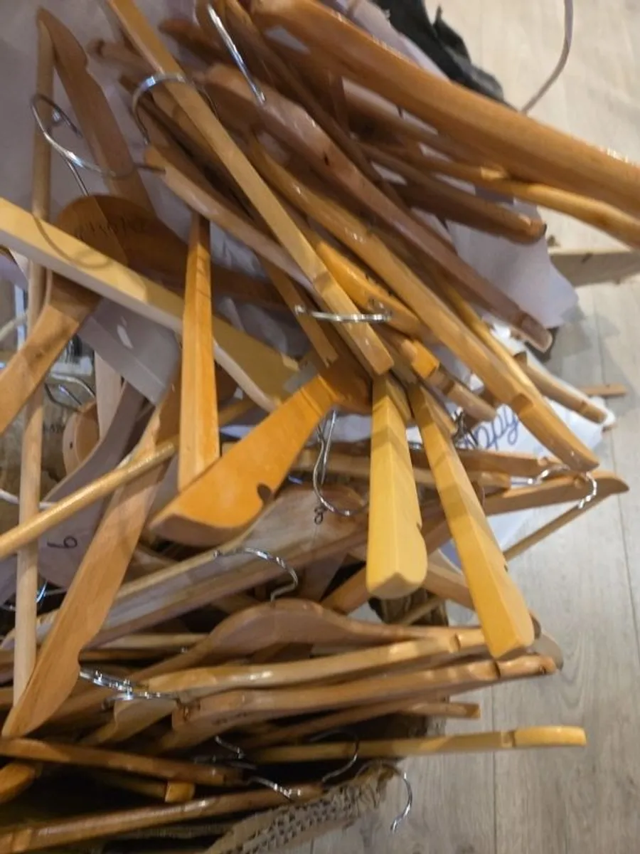 Wooden hangers - Image 2