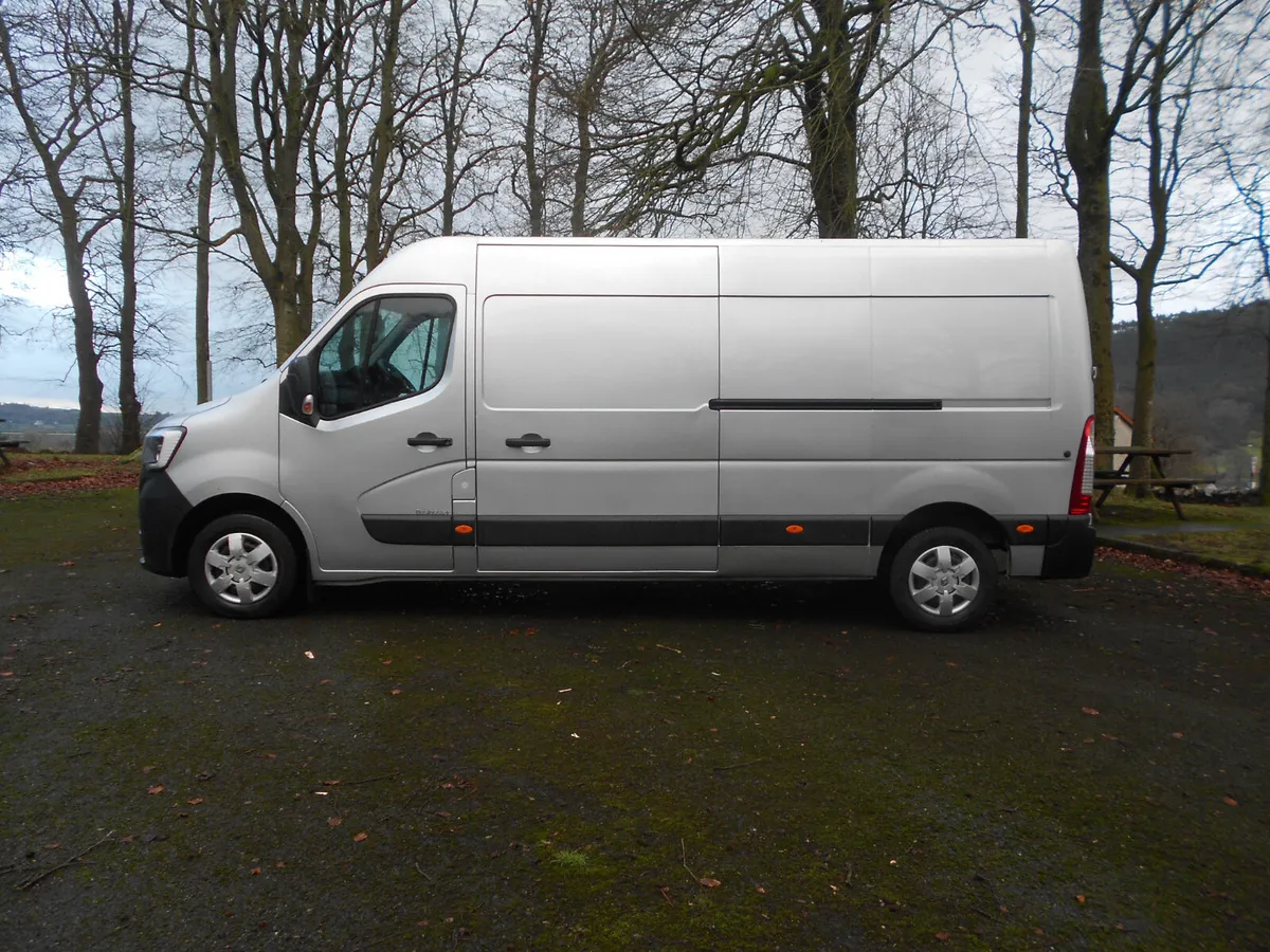 Renault Master 2023 - Image 3