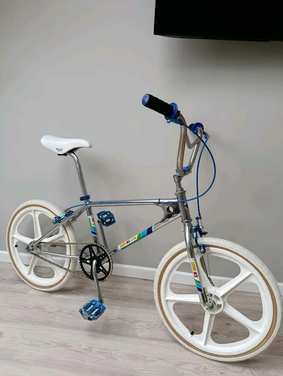 BMX Akisu A Pro - Image 1