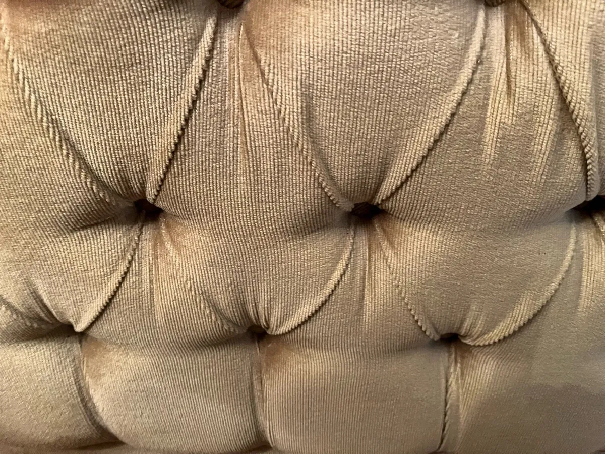 Gold Velvet Buttoned Headboard for Double BED - Image 2