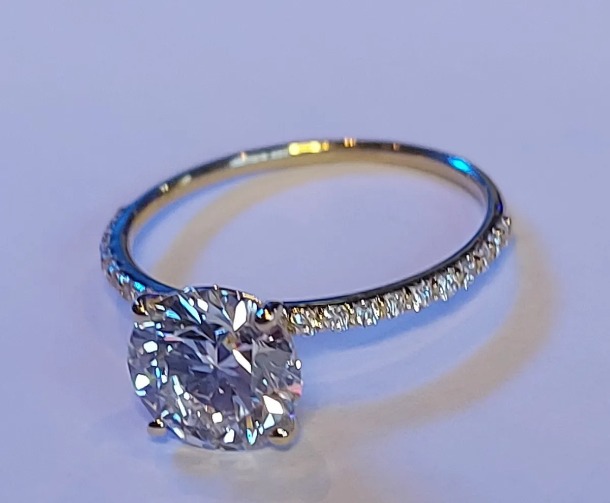 14k Gold ring with 2.22 ct Lab-Grown Diamond IGI - Image 2