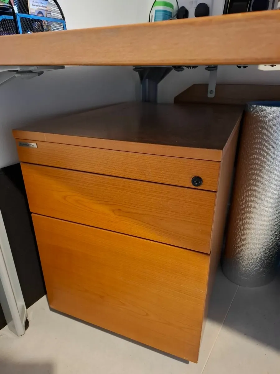 Home Office Desk - Image 4