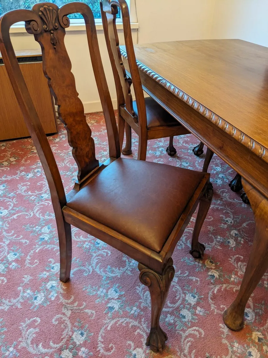 Queen Anne Style Table and 4 Chairs - Image 1