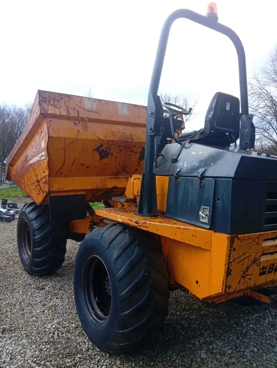 9 tonne dumper - Image 4