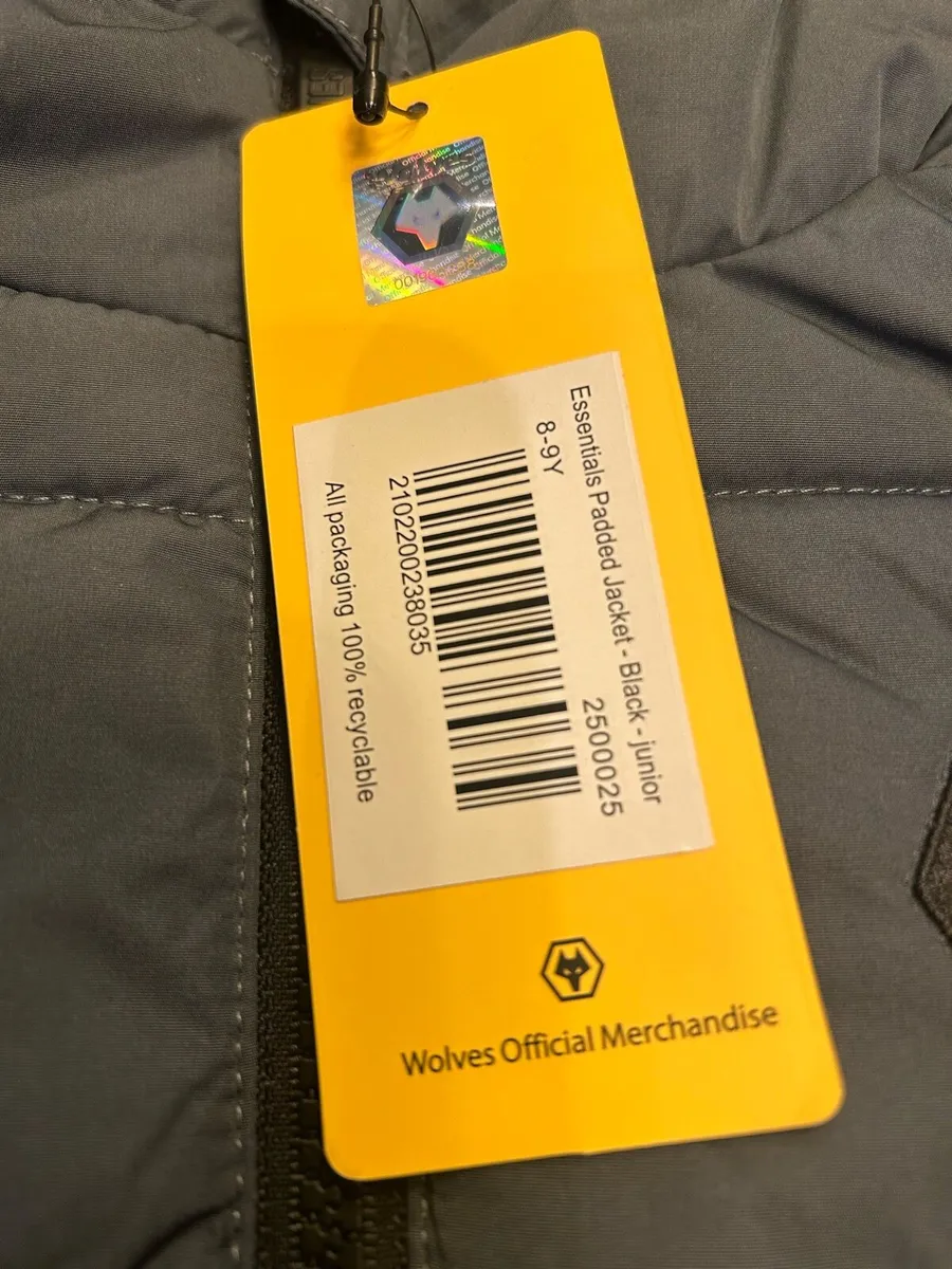 Wolves Essential padded jacket Age 8-9 - Image 2