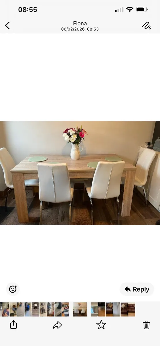 Table and chairs - Image 2