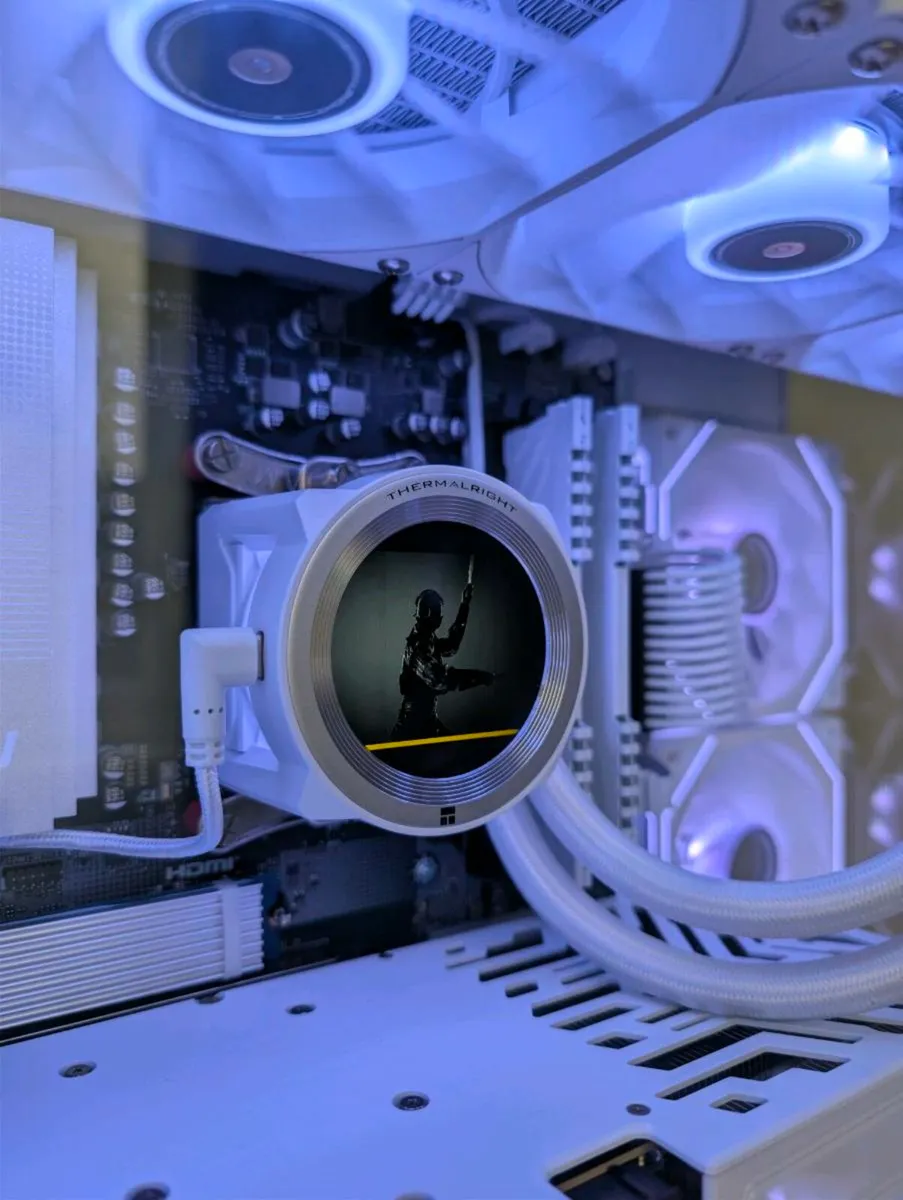 Lian Li AMD Ryzen AM5 Gaming PC | 32GB DDR5 Ram | - Image 2