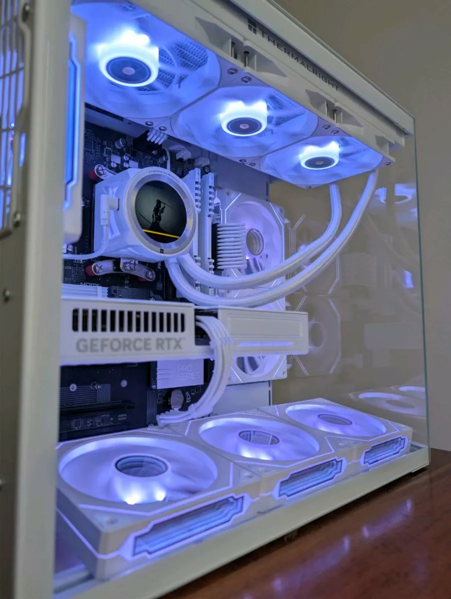 Lian Li AMD Ryzen AM5 Gaming PC | 32GB DDR5 Ram | - Image 3