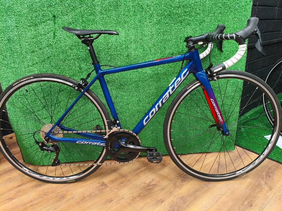 Carbon bicycle - Image 1