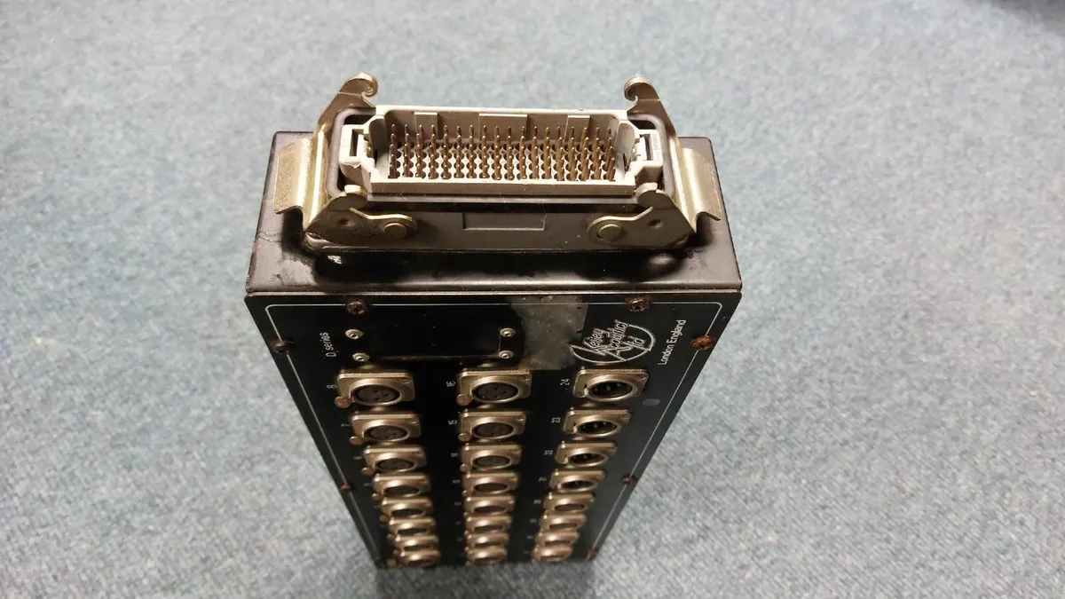 Kelsey Acoustic 24 way Stage Box & 60m multicore - Image 2