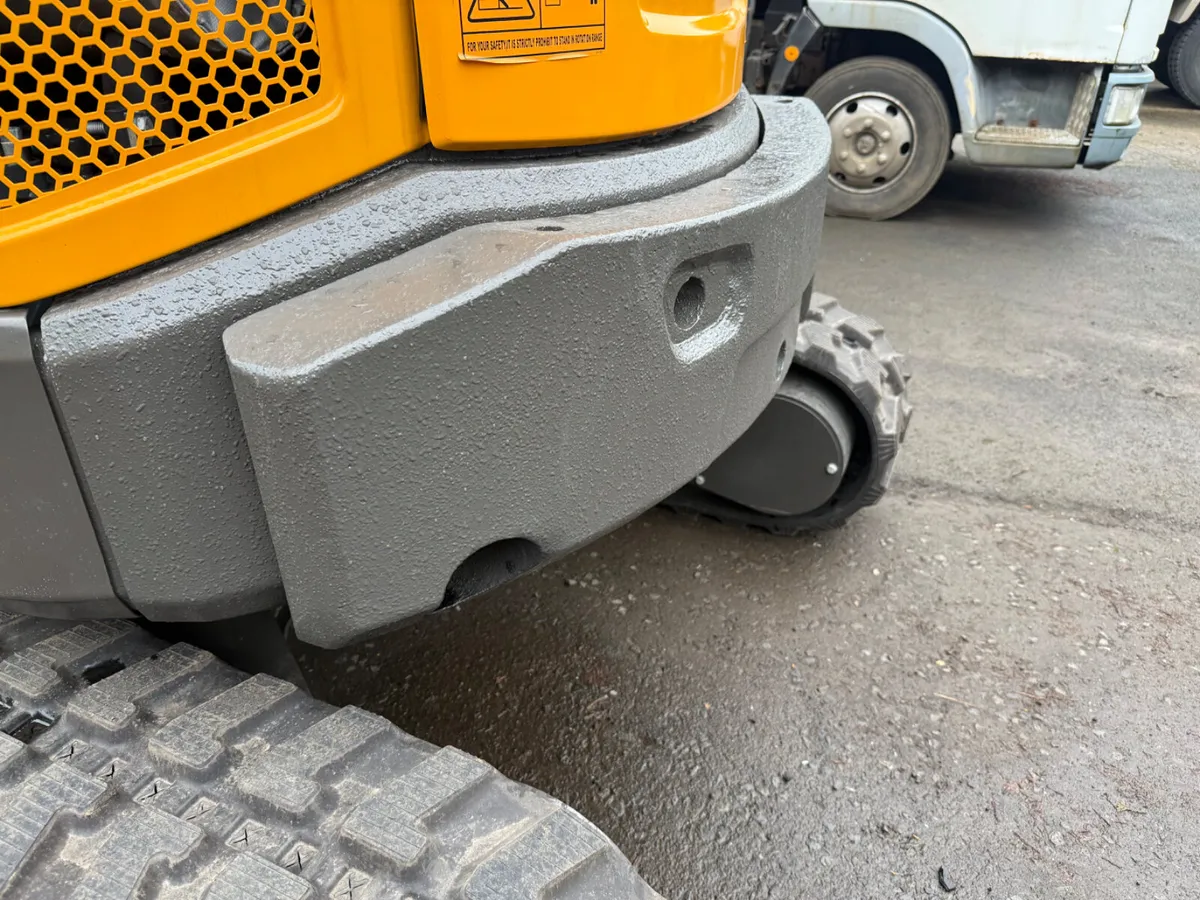 New HPS XR35 Plus Mini Digger - Image 4