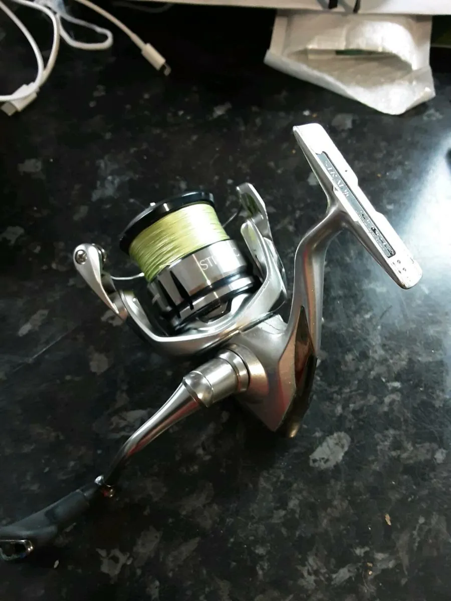 Shimano stradic 2500Hg-L - Image 1