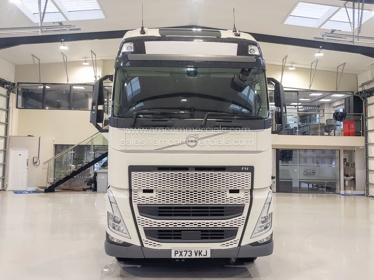 2023 VOLVO FH 500 GLOBETROTTER - Image 2