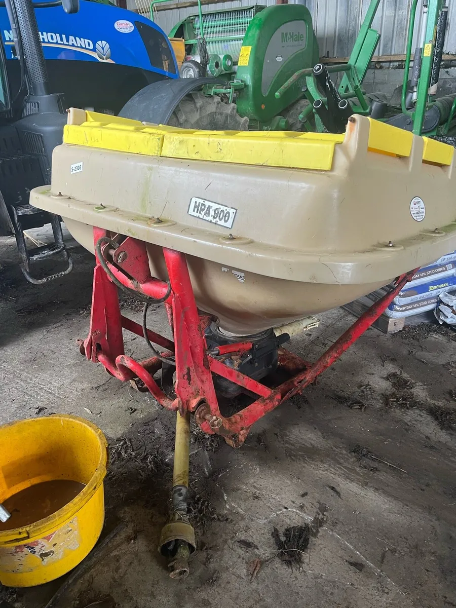 Abbey 1 tonne - Image 1