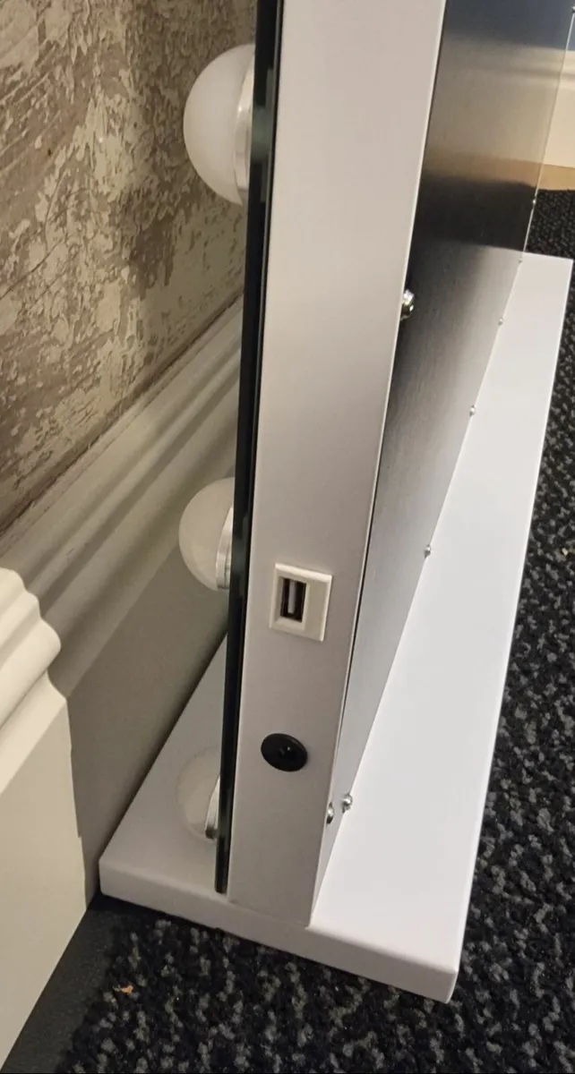 Hollywood Vanity Makeup Mirror Bedroom Dressing - Image 4