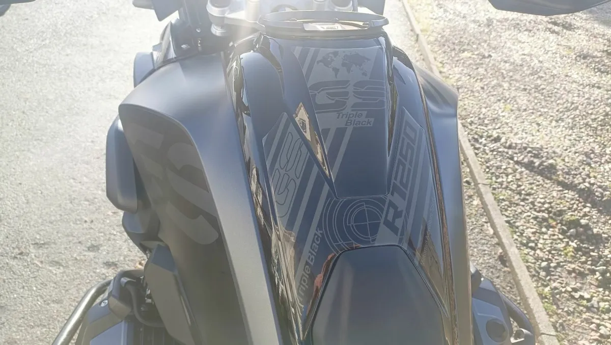 BMW R 1250 GS 2022 - Image 1