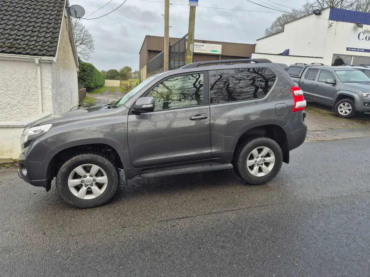 Toyota Land Cruiser 2017 - Image 2