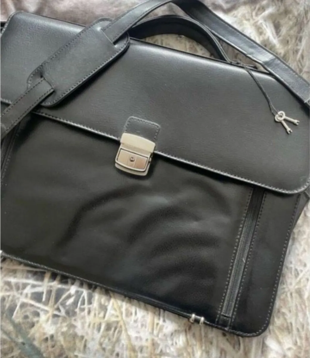 Real leather briefcase - Image 1