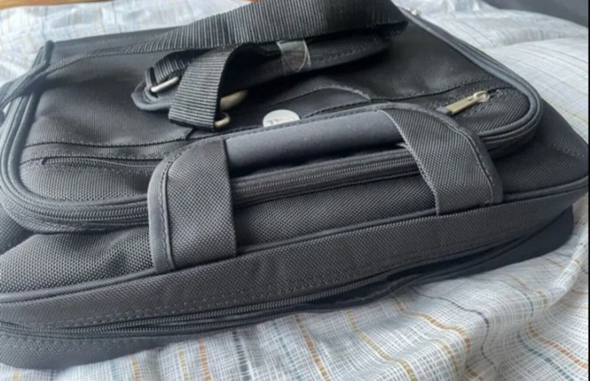 Laptop bags - Image 4
