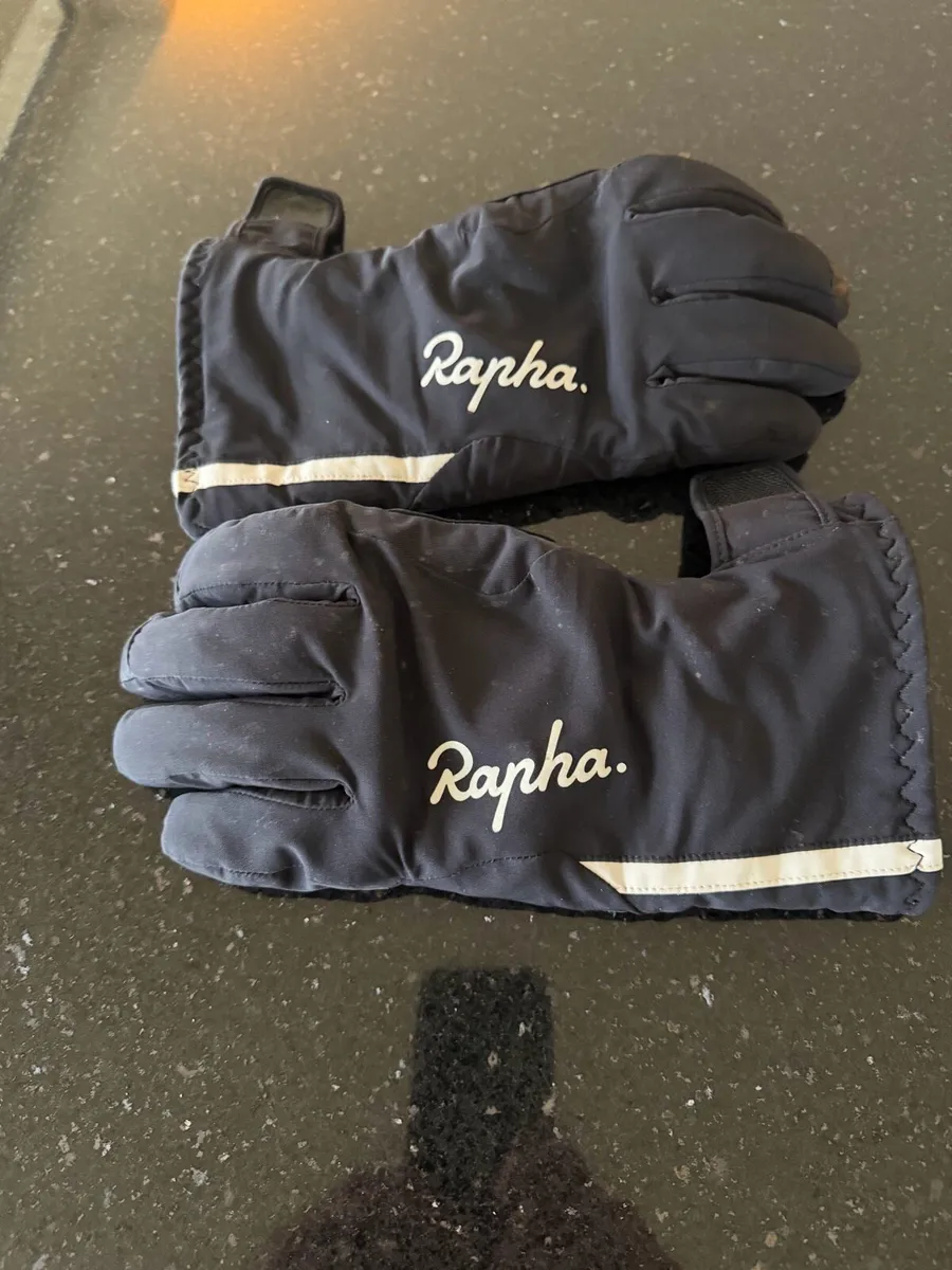 Rapha winter gloves - Image 1