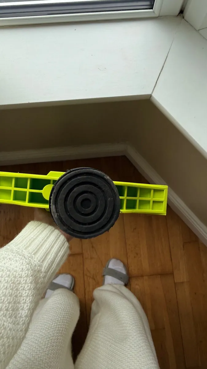 Kids Pogo Stick with Light-Up Effect – Crane - Image 3