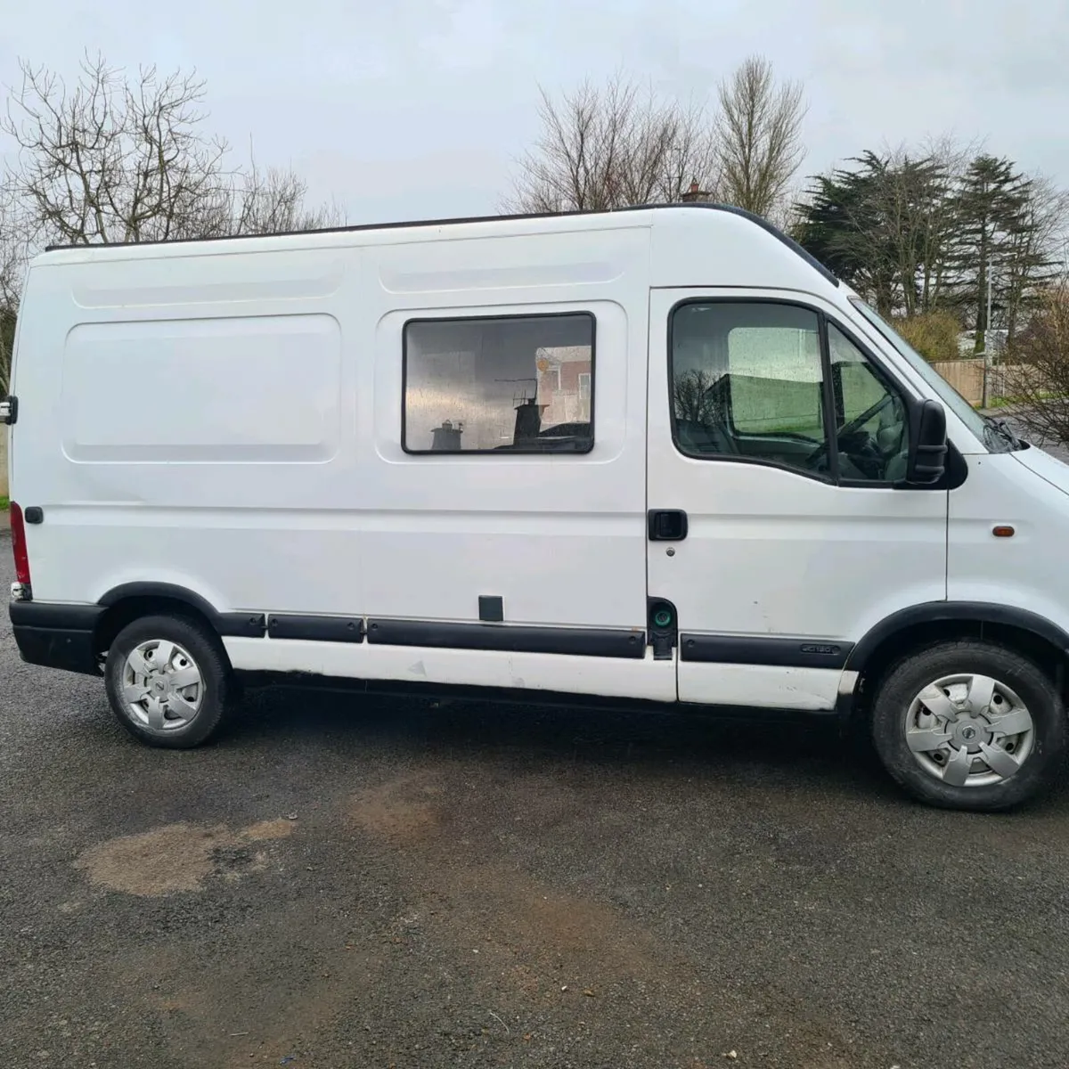 Camping Renault Master camper van for sale - Image 2