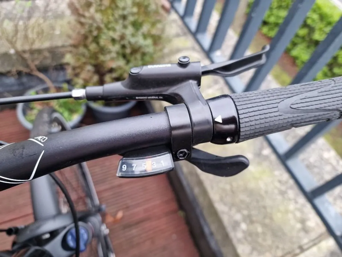 Merida Crossway 100 Womens bike for sale - Image 4