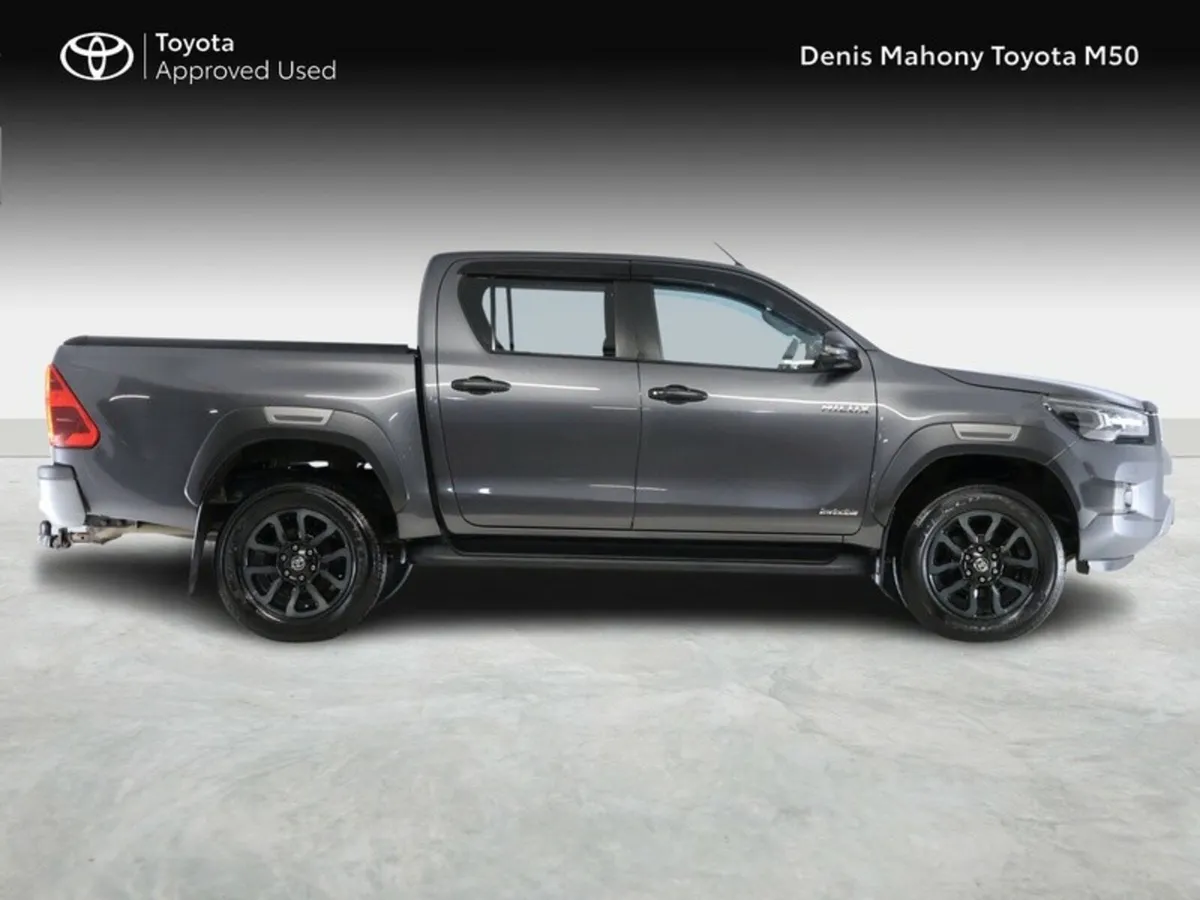 Toyota Hilux Invincible Auto (No VAT) - Image 3