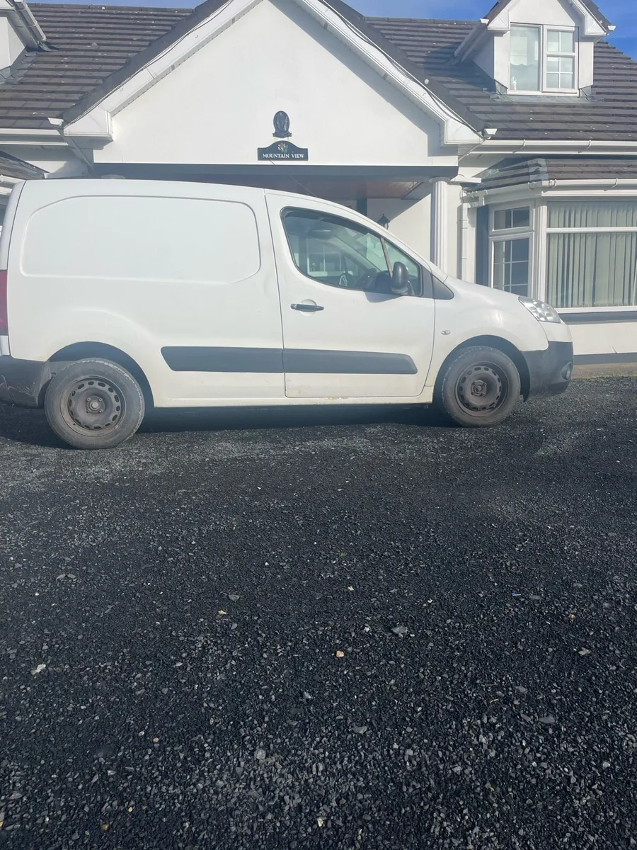 Peugeot partne r - Image 3