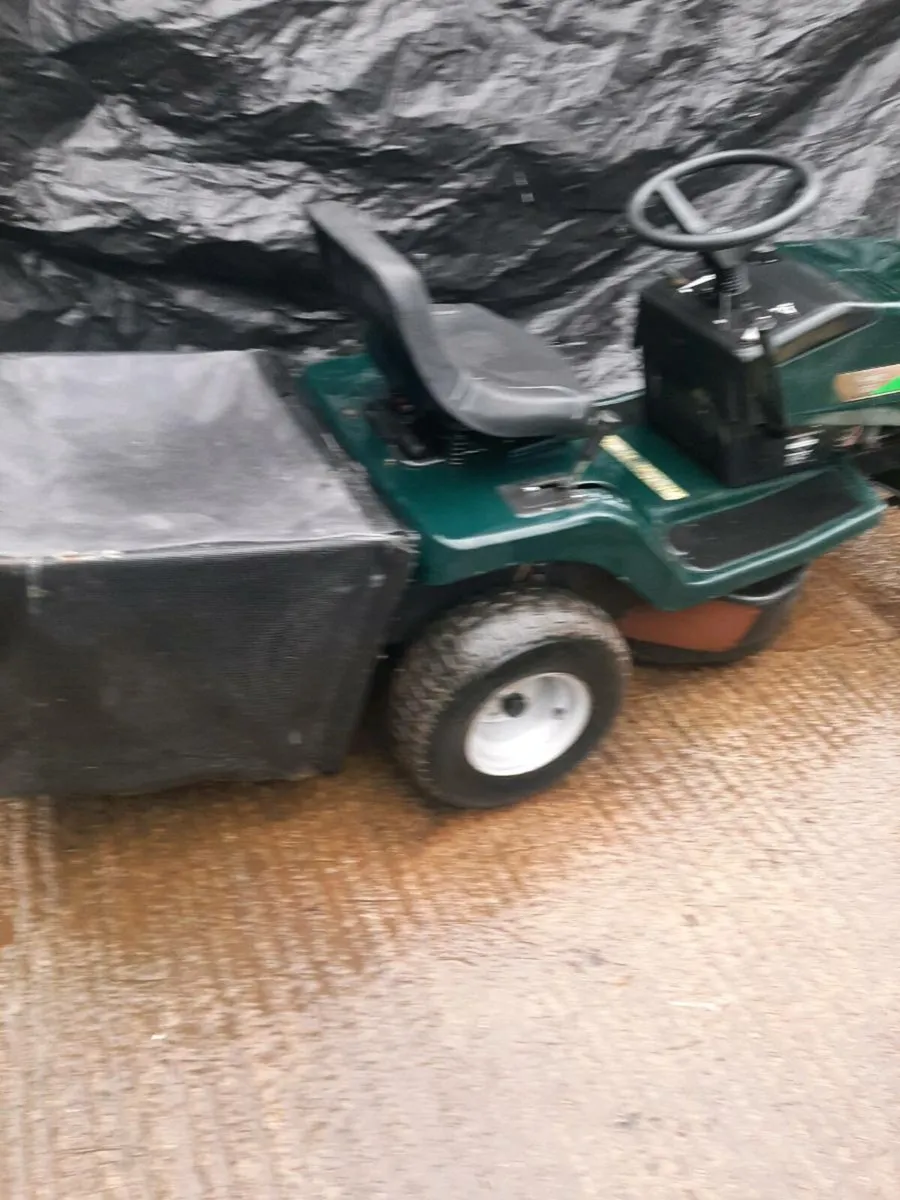 Ride on mower - Image 4