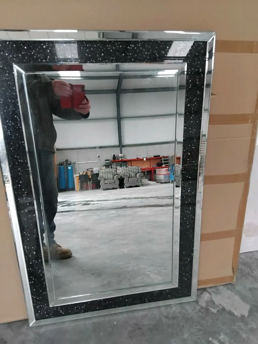 Large mirror - Image 2