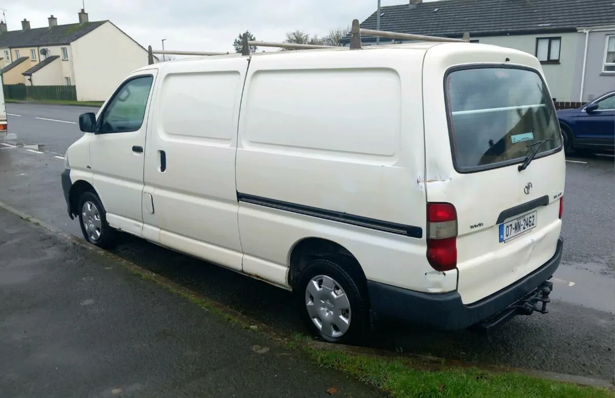 Toyota hiace - Image 4